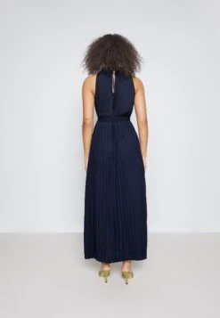 Vero Moda Tall Vmsara Halter Neck Ankle Dress Wvn Tll - Vestido Informal - Navy Blazer -Tienda barata Ulla Popken 06dee079cd724dbfbbcfd9da69c59a71