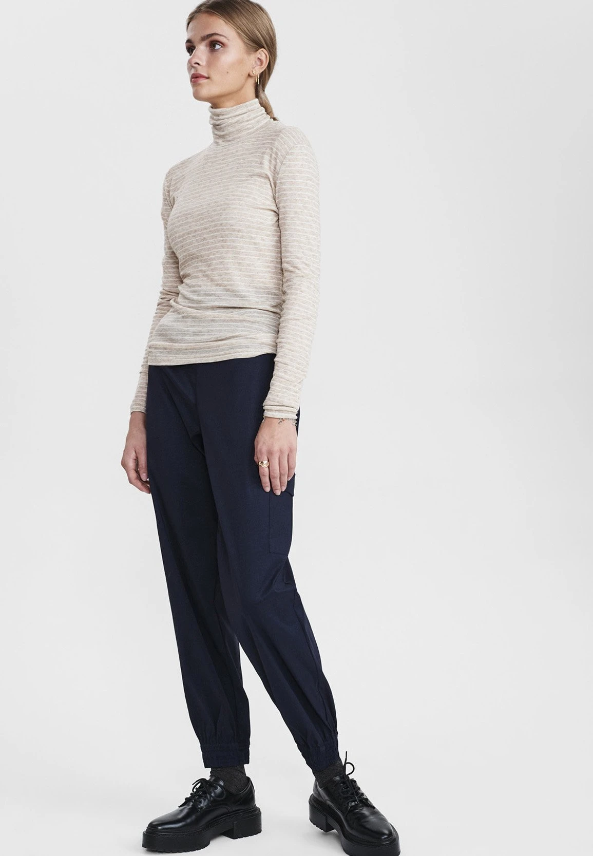 Sudadera - Croissant 4 Sudadera - Croissant - Imagen 2