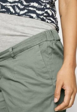 Vmmdeborah - Shorts - Laurel Wreath -Tienda barata Ulla Popken 0c0dae77d5b94fb59b71d3a3c9e3f6e6