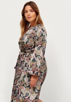 Caroline - Vestido Informal - Schwarz Paisley -Tienda barata Ulla Popken 1903f35d139f4ec6ab6e9704dc096ff3