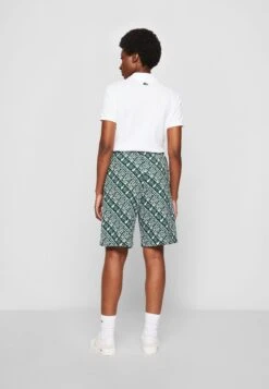 Lacoste X Netflix - Shorts - Green/White 12 Lacoste X Netflix - Shorts - Green/White -Tienda barata Ulla Popken 1a92daf95b164452bbf24016655d7432