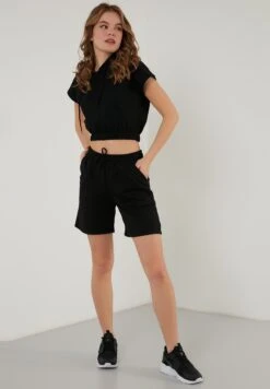 LELA Two Piece Set - Regular Fit - Shorts - Black -Tienda barata Ulla Popken 25a261e529564721a4e1dee7d45087ac