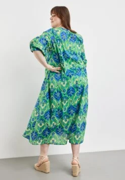 Summer Dress - Vestido Largo - New Green Gemustert -Tienda barata Ulla Popken 2d250b9a36f3480f85eab0b18a3c59a5