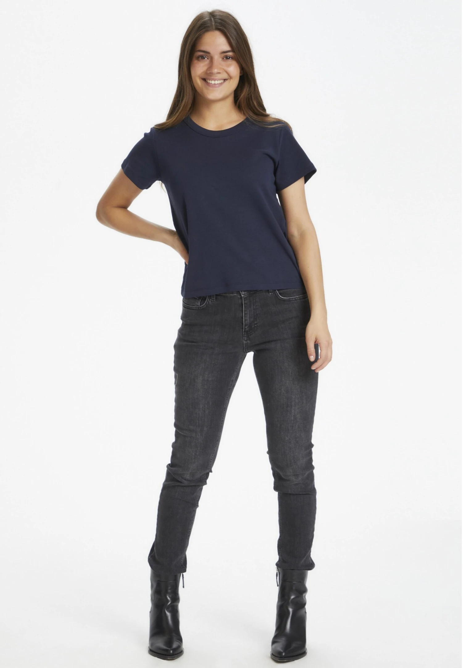 Part Two Ratan - Camiseta Básica - Night Sky 4 Part Two Ratan - Camiseta Básica - Night Sky - Imagen 2