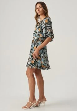 Malo - Vestido Informal - Jovie Floral -Tienda barata Ulla Popken 350ebfaf040a469f93e5900cc5d54e2d