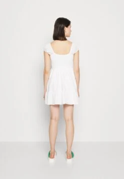 Hollister Co. Cap Sleeve Short Dress - Vestido Informal - White -Tienda barata Ulla Popken 3a44d5972fb843a9b4d74fcb8c3d88e1