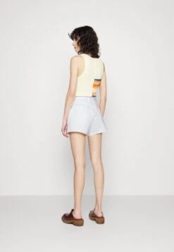 7 For All Mankind Easy Ruby Yacht - Shorts Vaqueros - White 10 7 For All Mankind Easy Ruby Yacht - Shorts Vaqueros - White -Tienda barata Ulla Popken 426685294aed402f8b3f8ee63dec43ec