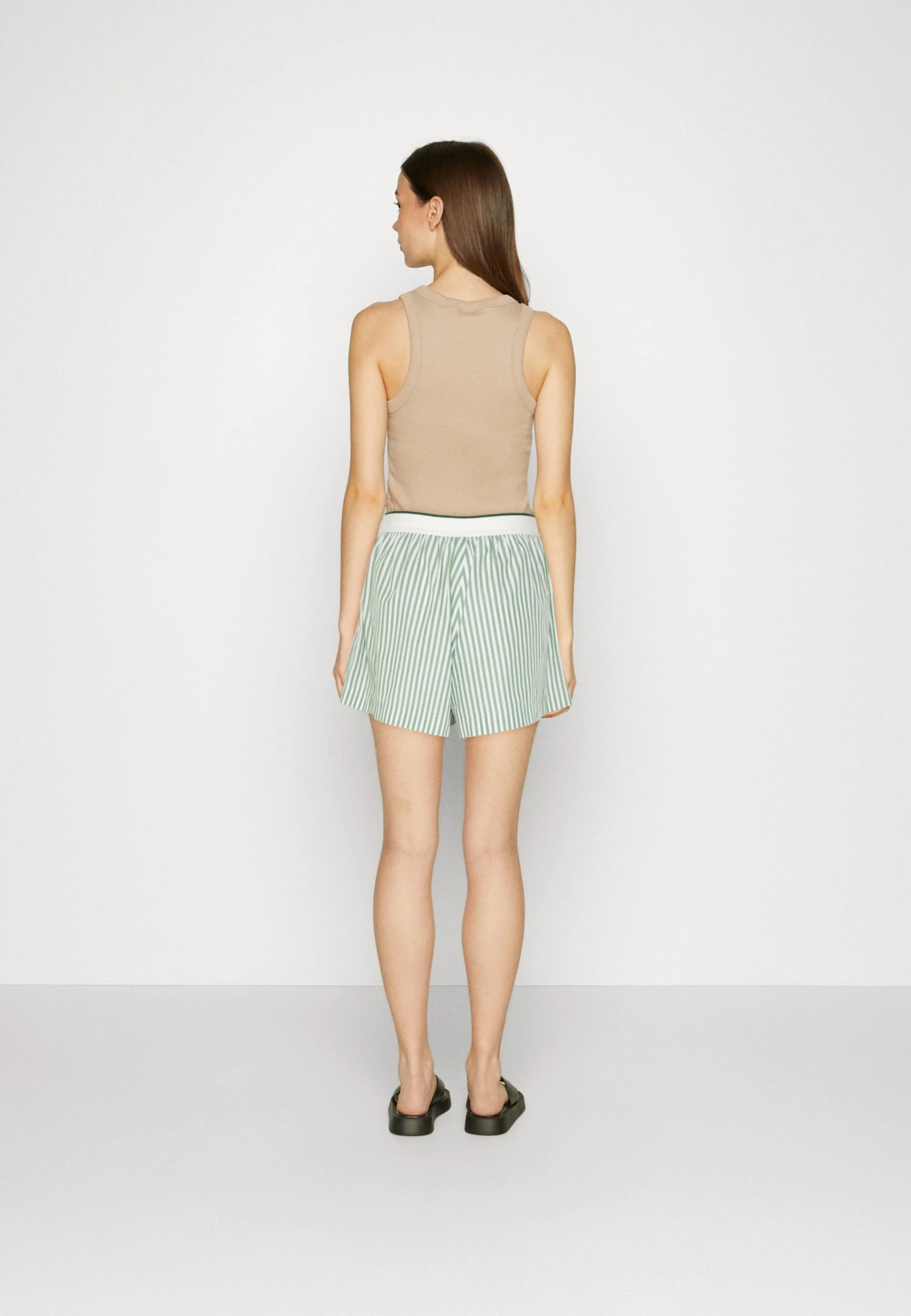 Lacoste Shorts - White/Ash Tree 5 Lacoste Shorts - White/Ash Tree - Imagen 3