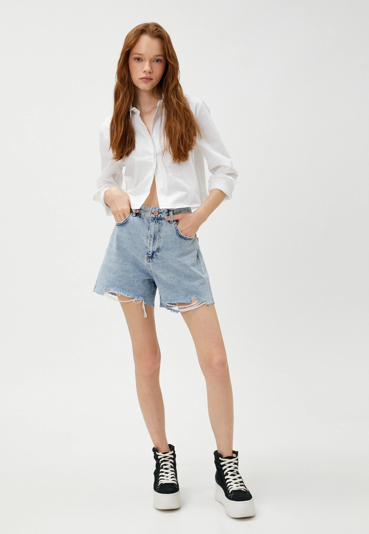 Koton Pocket Detail Destroyed - Shorts Vaqueros - Light Indigo 4 Koton Pocket Detail Destroyed - Shorts Vaqueros - Light Indigo - Imagen 2