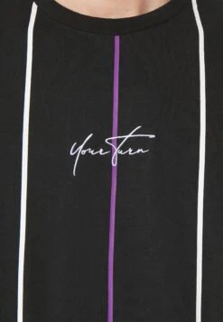 YOURTURN Unisex - Camiseta Estampada - Purple -Tienda barata Ulla Popken 4a93723e4f174d3f94d79fe884faac49