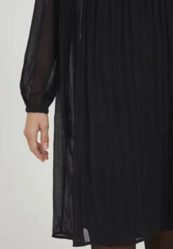 Fransa Frdajaplisse 2 Dress - Vestido Informal - Black -Tienda barata Ulla Popken 4c25306f171d4596bd4d0c14568a330d