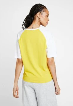 Puma Camiseta Estampada - Sulphur -Tienda barata Ulla Popken 4ffdc41beb9443399cae7c14496a1307