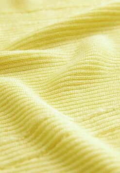 Next Glossy Tank Standard - Top - Yellow -Tienda barata Ulla Popken 5223f524820e4777bfbeb2e071c43443