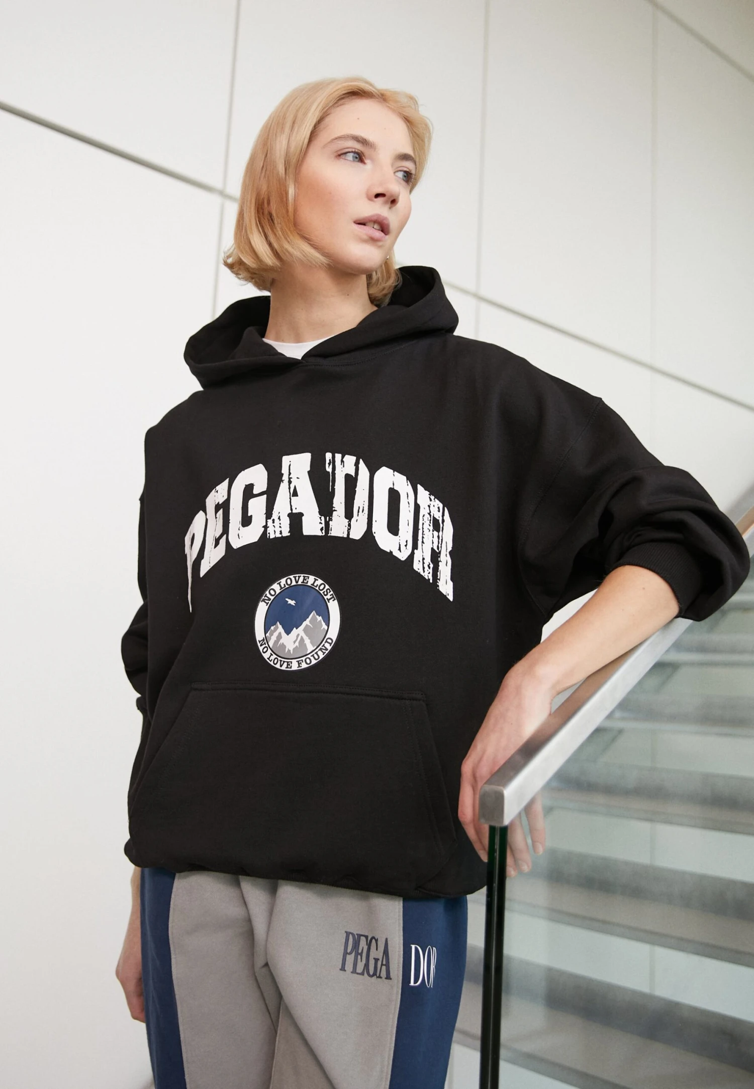 Pegador Ottawa Oversized Hoodie- Jersey Con Capucha - Black 3 Pegador Ottawa Oversized Hoodie- Jersey Con Capucha - Black