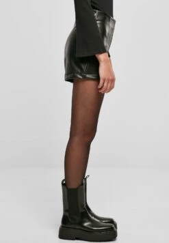 URBAN CLASSICS Shorts - Black -Tienda barata Ulla Popken 5b258cb0dea84b598fdc3f7b66b5d1e0