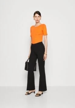 Marc O'Polo Short Sleeve Boat Neck - Camiseta Básica - Marigold Orange -Tienda barata Ulla Popken 5d9ce4af3f14496fb4fca564607f8680