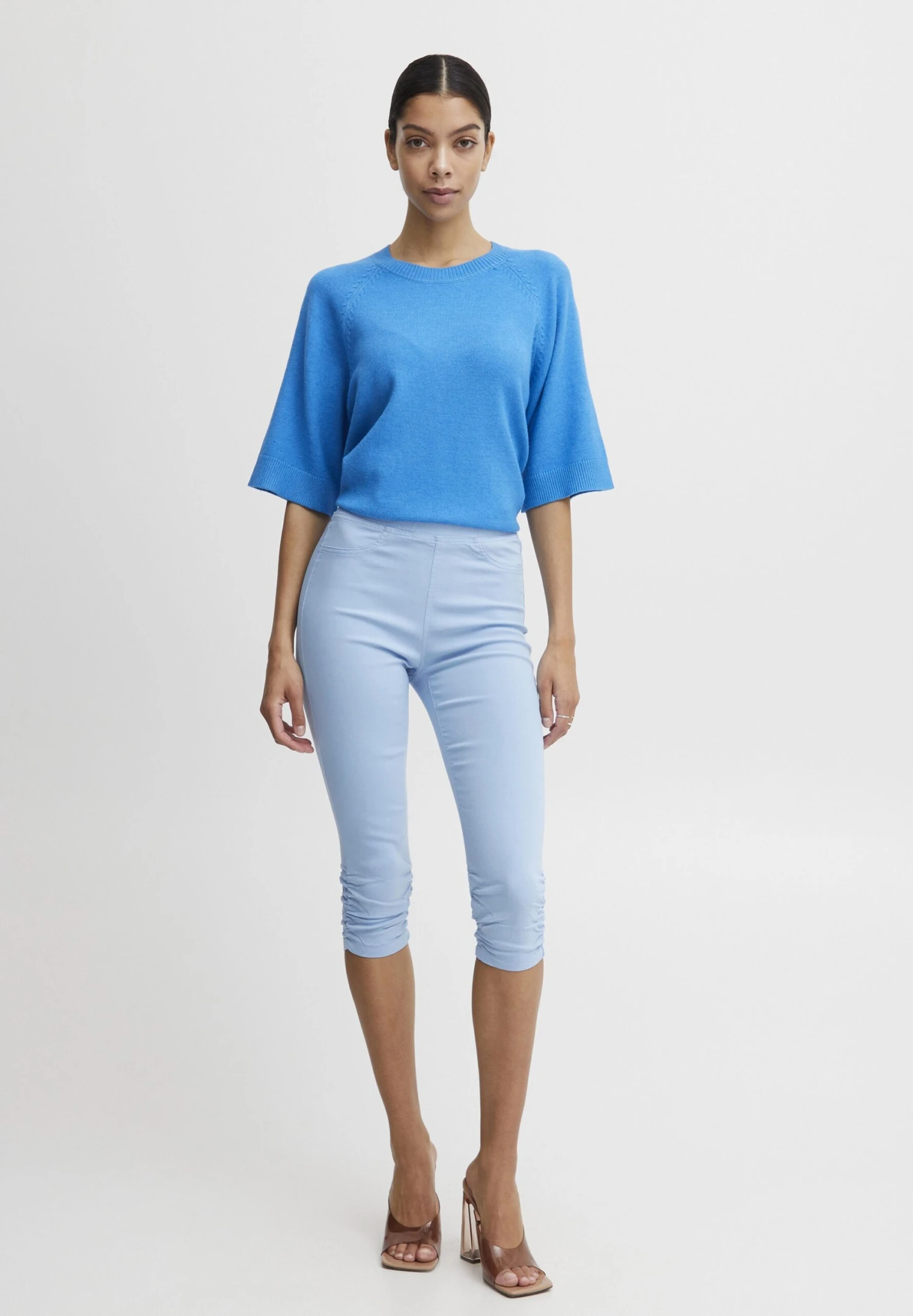 B.young Capri Bykeira Bydixi- Shorts - Blue Bell 4 B.young Capri Bykeira Bydixi- Shorts - Blue Bell - Imagen 2