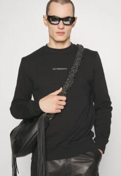 Han Kjøbenhavn Spirit Goat Relaxed Crewneck Unisex - Sudadera - Black -Tienda barata Ulla Popken 62902c977afb44ea995b8fd369077b4d