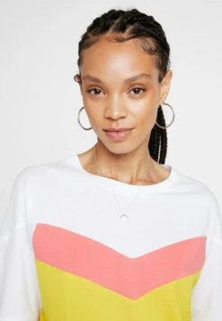 Puma Camiseta Estampada - Sulphur -Tienda barata Ulla Popken 65eea64ba0154bd8bf8ffa219e7b4868