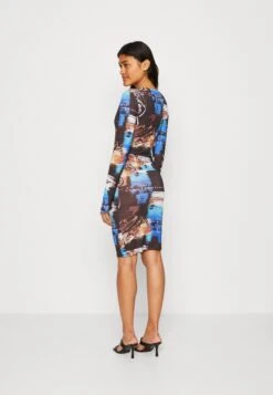 Jaded London Long Sleeve Tissue Scribble Dream Print - Camiseta De Manga Larga - Black -Tienda barata Ulla Popken 6d348f8467e44334babf27babc4df5ca