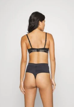 Maidenform Cover Your Bases Thong 2 Pack- Tanga - Black 9 Maidenform Cover Your Bases Thong 2 Pack- Tanga - Black -Tienda barata Ulla Popken 6d905bf8c2f840178a0063455d8f09f7