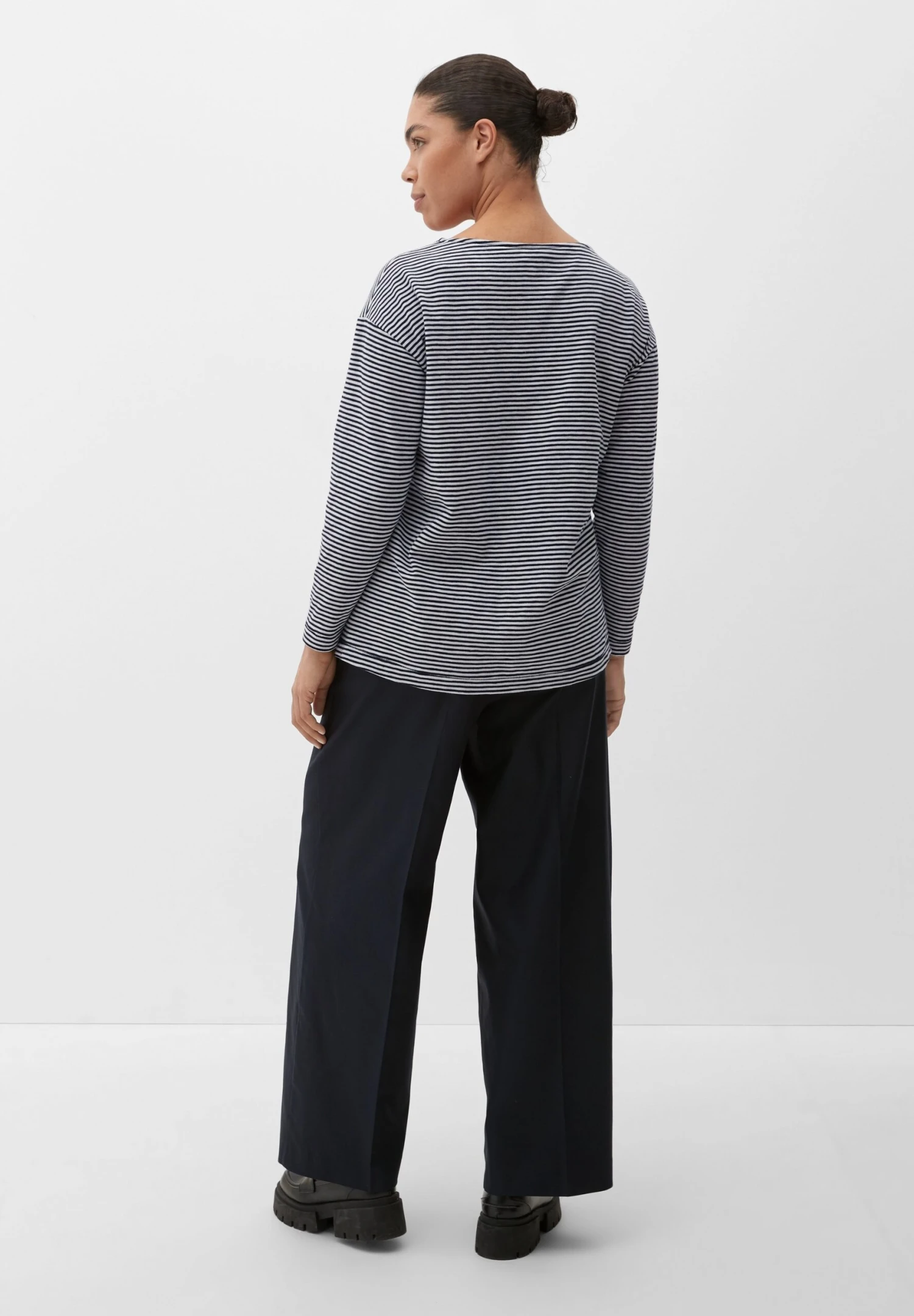 Triangle De Texture Fil Flammé - Camiseta De Manga Larga - Navy 4 Triangle De Texture Fil Flammé - Camiseta De Manga Larga - Navy - Imagen 2