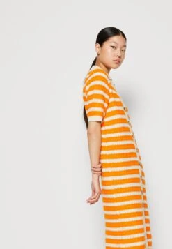 YAS CrocNoos - Vestido De Punto - Oriole 11 YAS CrocNoos - Vestido De Punto - Oriole -Tienda barata Ulla Popken 72da8473c3a84d8cb5078766ba2e61c7