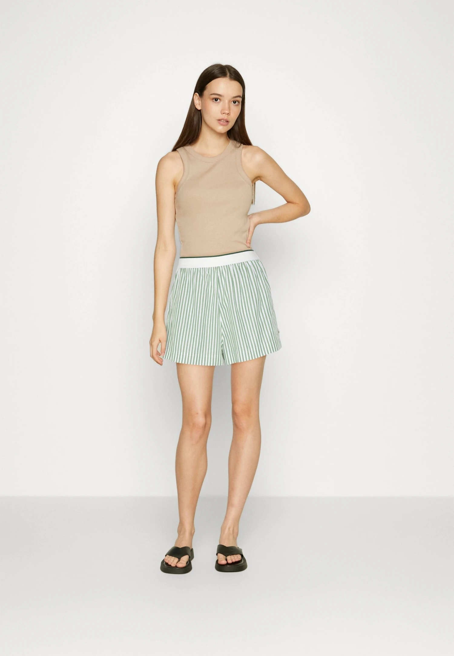 Lacoste Shorts - White/Ash Tree 4 Lacoste Shorts - White/Ash Tree - Imagen 2