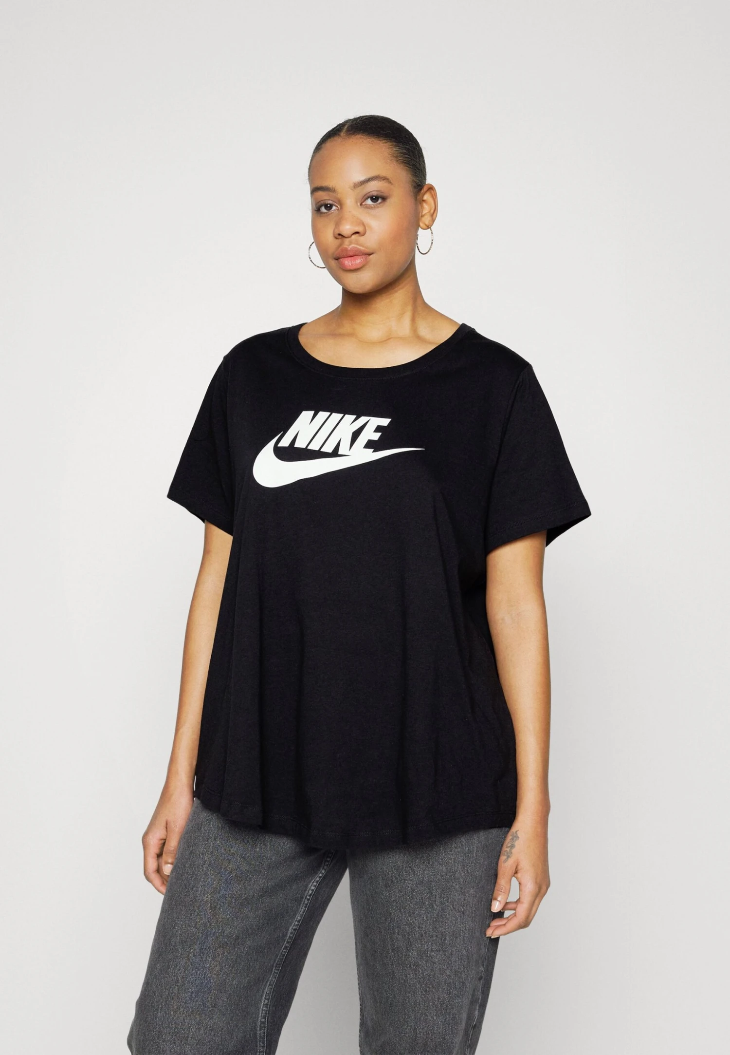 Nike Sportswear Tee - Camiseta Estampada - Black 3 Nike Sportswear Tee - Camiseta Estampada - Black