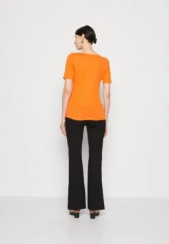 Marc O'Polo Short Sleeve Boat Neck - Camiseta Básica - Marigold Orange -Tienda barata Ulla Popken 7c5b40f8da1749bea0eb13baf5a0eef0