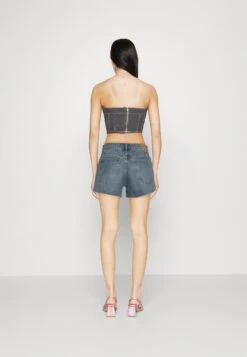 WEEKDAY Swift- Shorts Vaqueros - Blue Medium Dusty 10 WEEKDAY Swift- Shorts Vaqueros - Blue Medium Dusty -Tienda barata Ulla Popken 84b020d0d5754d2d943bc2e254c9fae7