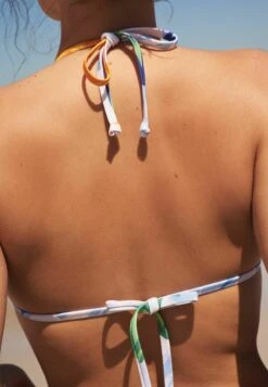 Next WhipstitchStandard - Top De Bikini - White Blue -Tienda barata Ulla Popken 8ccb1e35cd4c4d2d840ae68f292f5b6b