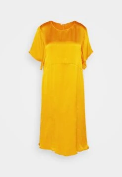 American Vintage Shan - Vestido Informal - Curcuma -Tienda barata Ulla Popken 90a7db66946649e68e6e5ec040030431