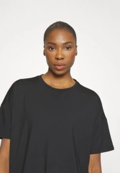 Only Play Onpclarisa Oversize Train Tee - Camiseta Deportiva - Black 11 Only Play Onpclarisa Oversize Train Tee - Camiseta Deportiva - Black -Tienda barata Ulla Popken 90d7f0b112824f3d9b3a26e4c285ef62