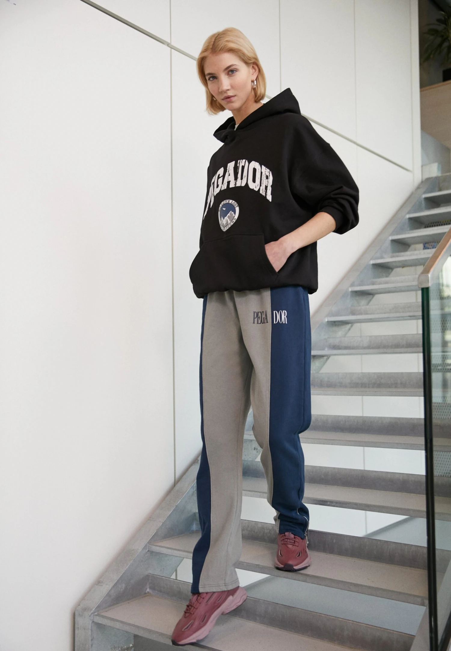 Pegador Ottawa Oversized Hoodie- Jersey Con Capucha - Black 4 Pegador Ottawa Oversized Hoodie- Jersey Con Capucha - Black - Imagen 2