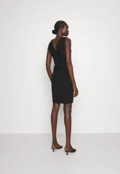 DKNY Cut Out Sheath - Vestido De Punto - Black 10 DKNY Cut Out Sheath - Vestido De Punto - Black -Tienda barata Ulla Popken 928594983a5245a59b4894116c3afd54