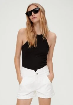 QS By S.Oliver Mit Versetzten Gürtelschlaufen - Shorts Vaqueros - Weiß