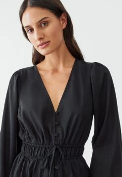 Trissy Mini - Vestido Informal - Black -Tienda barata Ulla Popken a143b20643584790991f61bd40553b5d