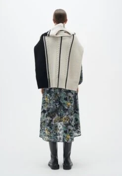 InWear Basiraiw Wrap - Vestido Informal - Green Marble Flower 10 InWear Basiraiw Wrap - Vestido Informal - Green Marble Flower -Tienda barata Ulla Popken a15ea62155b84efeb04bfb9863bdcef5