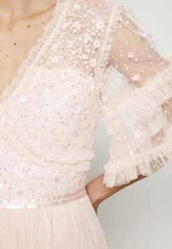 Needle & Thread Maybelle Bodice V-Neck Ankle Gown - Vestido De Fiesta - Petal Pink -Tienda barata Ulla Popken a3957046347349f6baf4cf0e726626e2