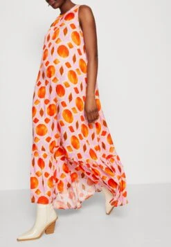 Emily Van Den Bergh Dress - Vestido Largo - Pink Orange -Tienda barata Ulla Popken ad2ff721c0624625b5757b10603ce3e4
