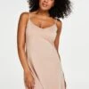 Hunkemöller Camisón - Tan -Tienda barata Ulla Popken b193c83e6f4f409c8c4bf41b1af1372a