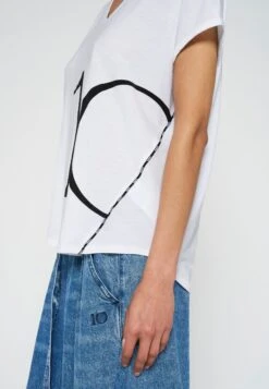 Shortsleeve - Camiseta Estampada - White -Tienda barata Ulla Popken b297d43247404f9c8a12e82e03840c28