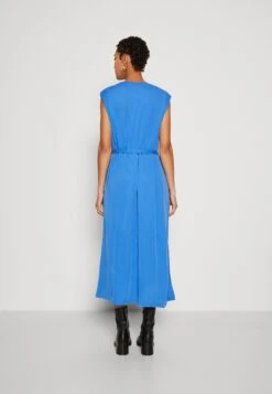 MOSS COPENHAGEN Birdia Lynette Dress - Vestido Ligero - Palace Blue 10 MOSS COPENHAGEN Birdia Lynette Dress - Vestido Ligero - Palace Blue -Tienda barata Ulla Popken b9f1b6634d714360b588400f5a8c55ef