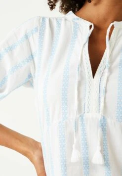 Garcia Striped - Vestido Informal - Off White 10 Garcia Striped - Vestido Informal - Off White -Tienda barata Ulla Popken bdf07f24ac194c84a850c81a735a5fdc