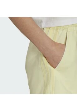 Adidas Originals Tennis Luxe 3 Stripes Originals Shorts - Shorts - Haze Yellow -Tienda barata Ulla Popken c6b0ebdf23c049b2bf5ce5bd31656579