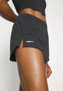 NEBBIA Short Pro Logo - Pantalón Corto De Deporte - Black -Tienda barata Ulla Popken cc62d95fce9c4432a24a6bc41e6667a4
