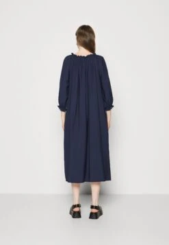 MOSS COPENHAGEN Cholivia 3/4 Dress - Vestido Camisero - Overture -Tienda barata Ulla Popken cca6befdca6b4e1e8f2a6f91657a2328