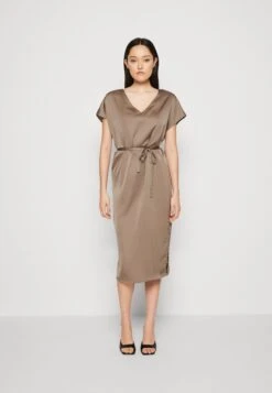 Vila Viellette V-Neck - Vestido Informal - Walnut