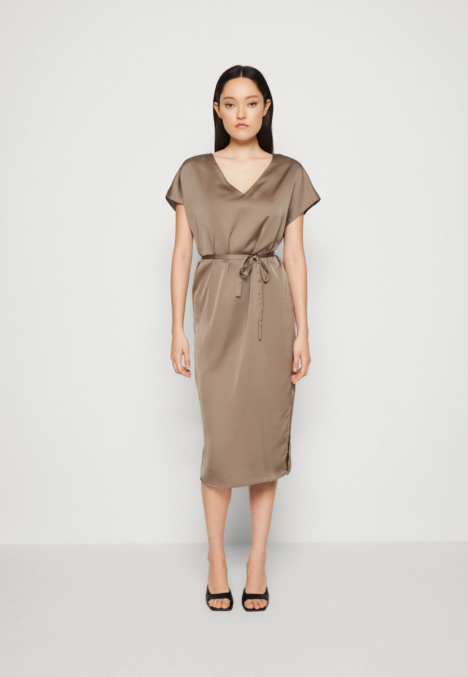 Vila Viellette V-Neck - Vestido Informal - Walnut 3 Vila Viellette V-Neck - Vestido Informal - Walnut